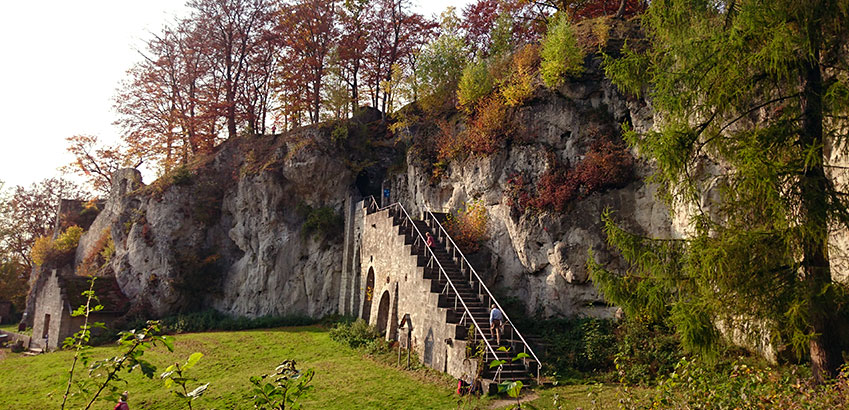 Treppe der Burgruine Scharzfels bei Scharzfeld.