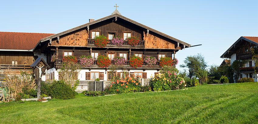 Traditionelle Bauernhöfe in Bad Wiessee am Tegernsee entdecken