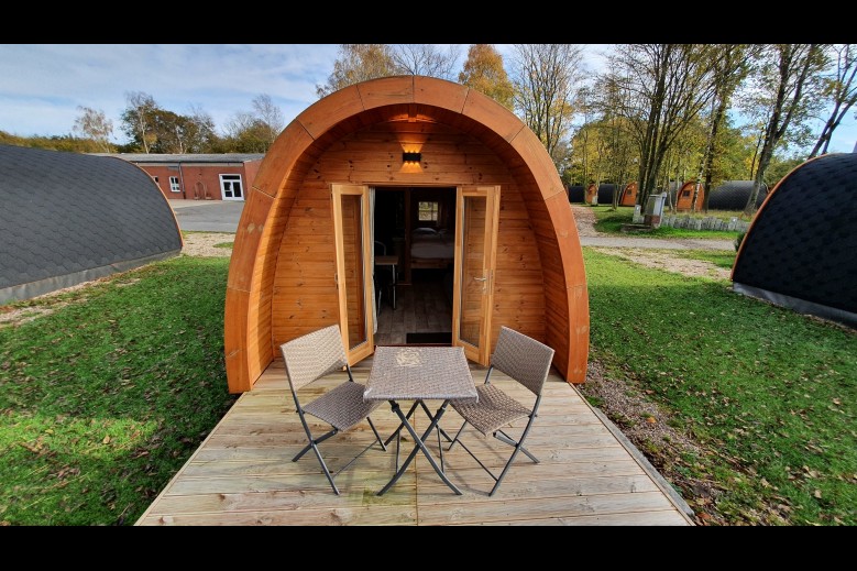 09 Premium Camping Pod 