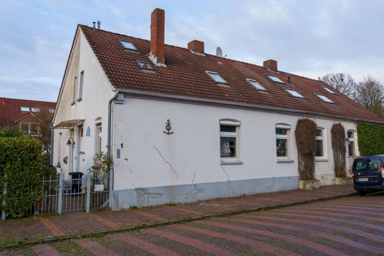 203 maritimes Ferienhaus  am Fuße der KW Brücke