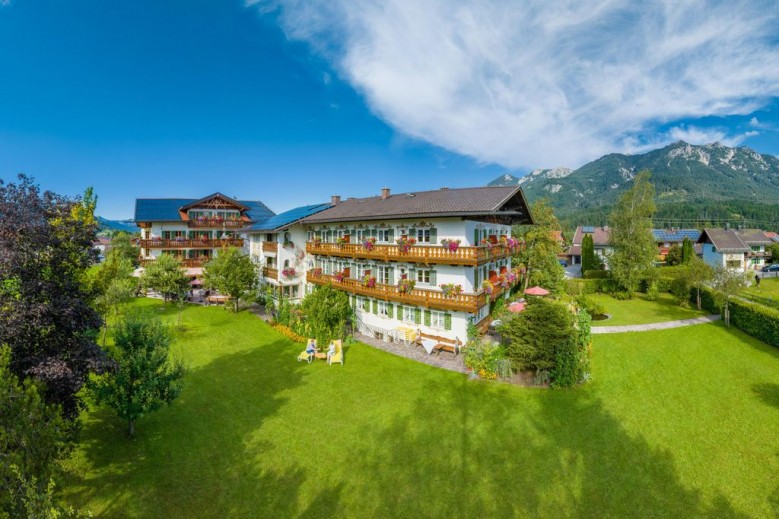 Alpenhof, Hotel