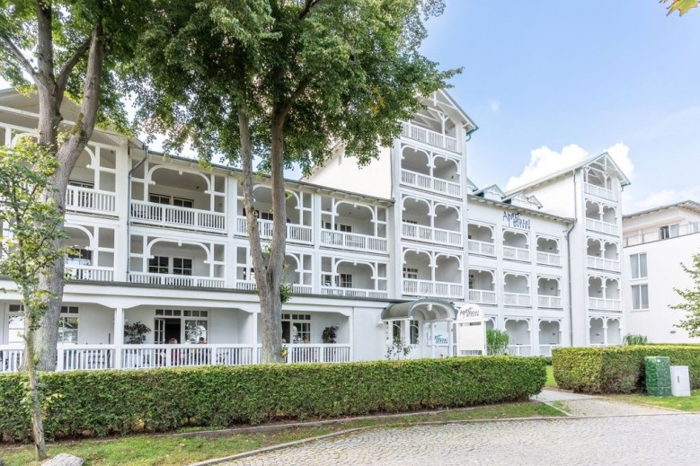 Aparthotel Binz Fewo 8 mit Ostseeblick, Strandkorb