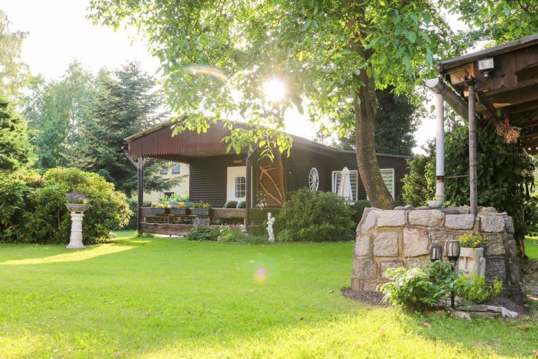 Bungalows Lievert mit Terrasse und Grillmöglichkei