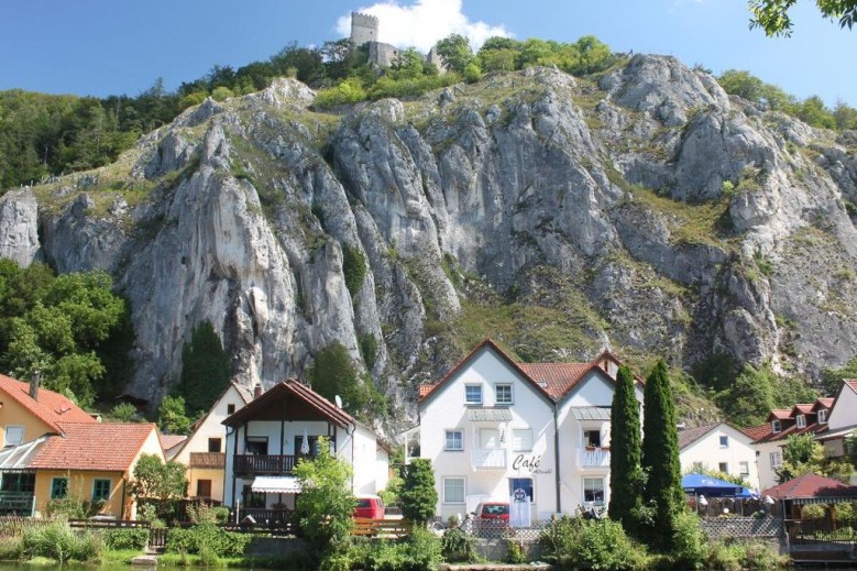 Cafe Altmühl, Ferienwohnungen Gästehaus Krimhilde