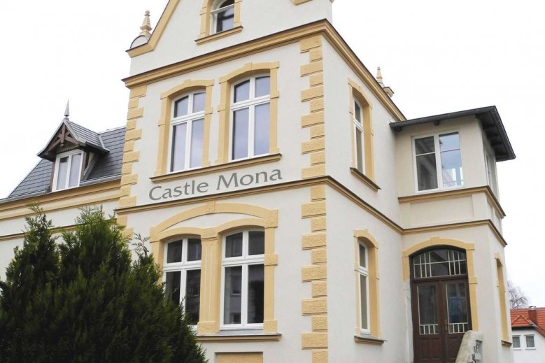 *Castle Mona / Diestel GM 69176