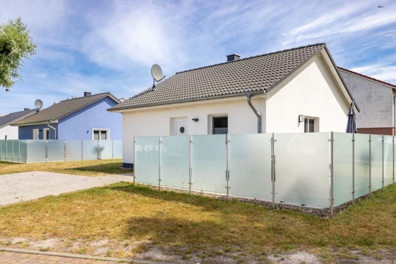 Das Blaue und Das Weiße StrandHaus OFC 16