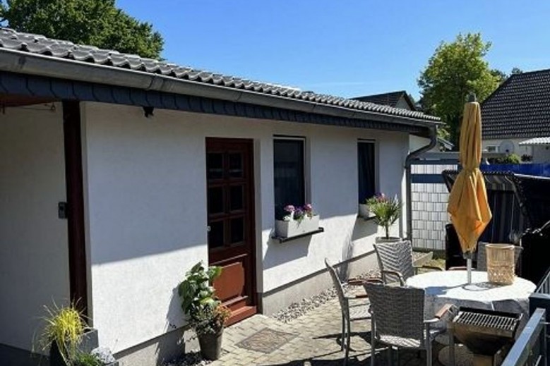 Ferienbungalow Fisch mit Terrasse & Parkplatz