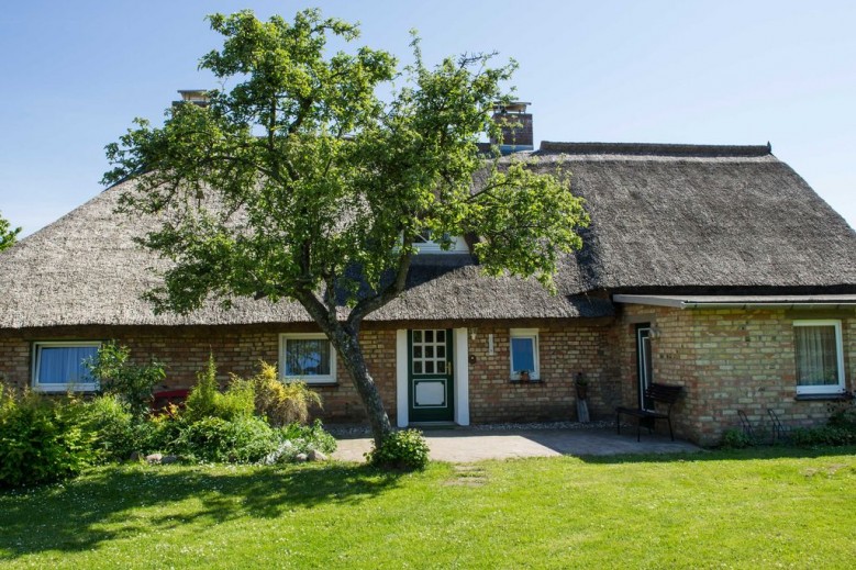 Ferienhaus Augustin mit Reetdach und Kamin