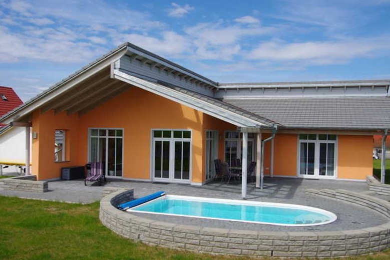 Ferienhaus in Strasen mit Pool, (Mundt, Undine) H2