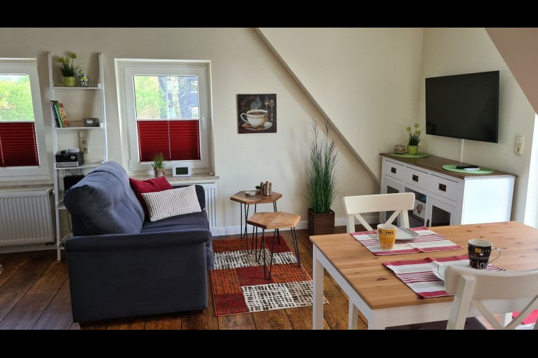 Ferienhaus Sonnenrose Loffhagen, STUDIO mit Balkon und Gartenblick