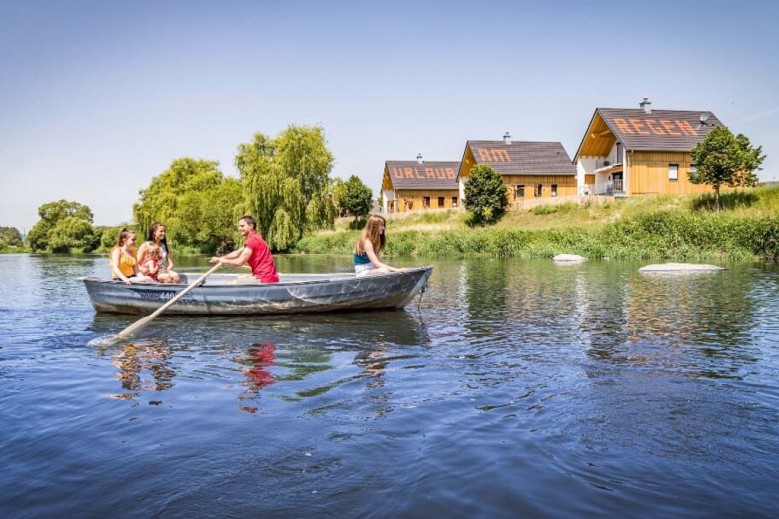 Ferienhof Dirnberger GbR - Urlaub am Regen