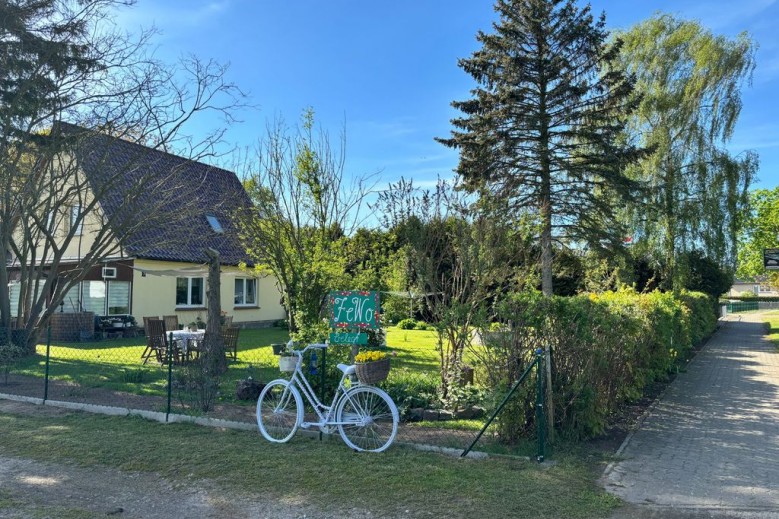 Fewo Mölschow auf Usedom mit einem Garten und W-La