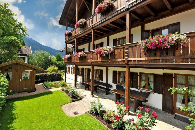 Gästehaus Enzianhof Hotel garni