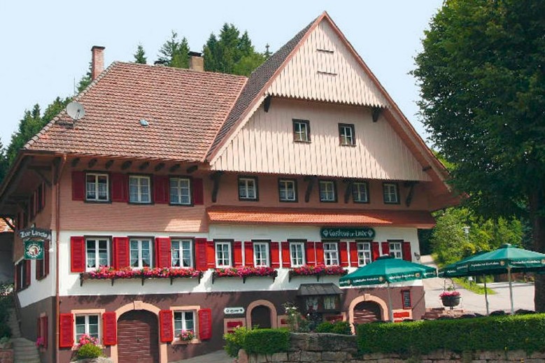 Gasthaus Zur Linde Ferienwohnungen & Bauernhof