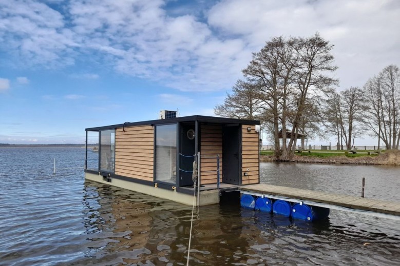 Hausboot Am See (Robert Döring)