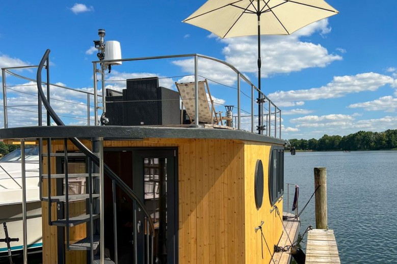 Hausboot JAWE auf der Kleinseenplatte