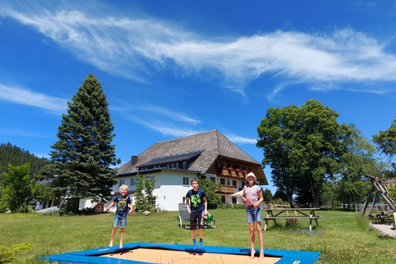 Hermeshof und Biohaus