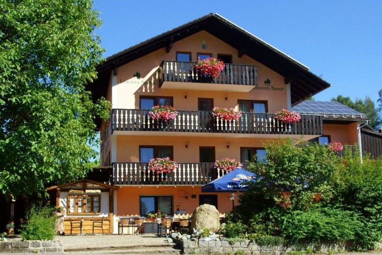 Landhotel Neuhof