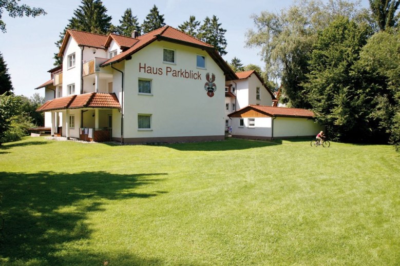 Parkblick an der Therme