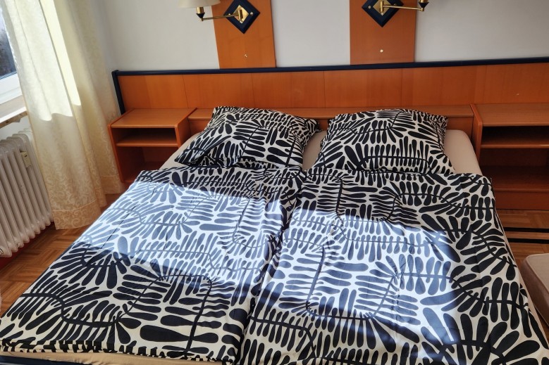 Pension Doppelbett mit balkon Zimmer 21