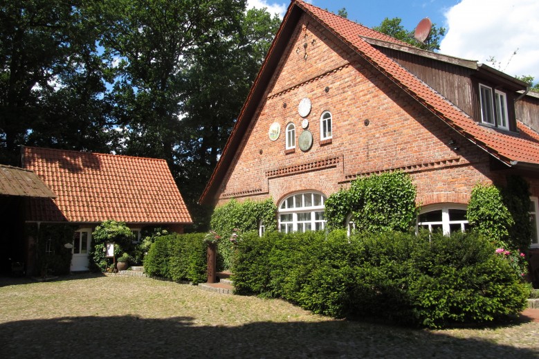 Ramakers Hof - Rote Wohnung