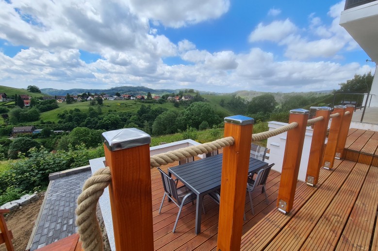 Schöne Höhe 600 FeWo Ausblick (ab 5 Personen ganzes Haus)