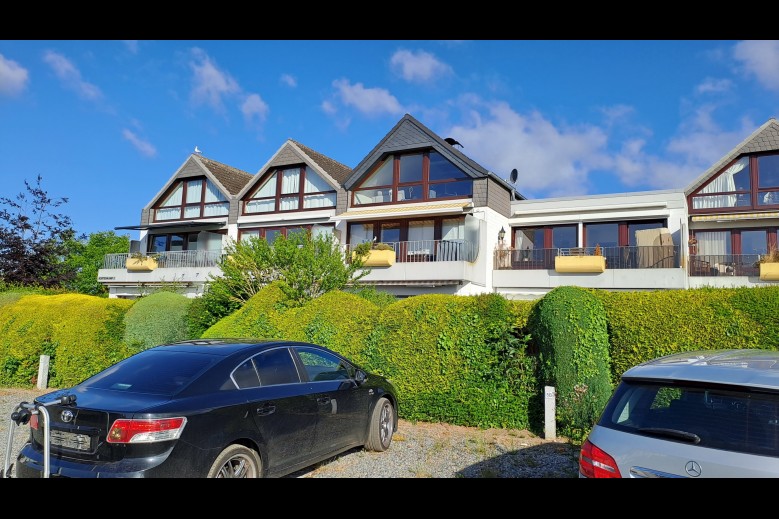 Strandnahe Ferienwohnung mit Terrasse