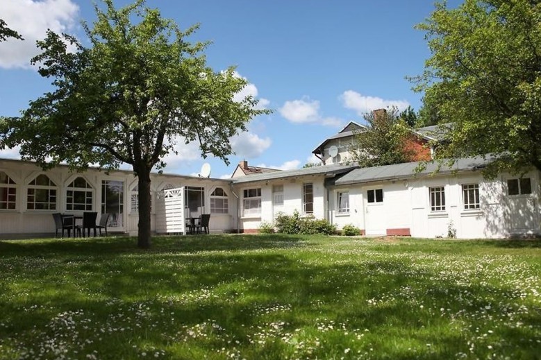 Strandvilla Rheingold - Gartenferienwohnungen